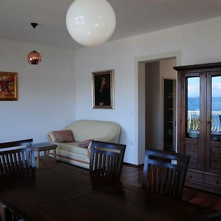 Luceissa Apartment Vis Ngoại thất bức ảnh